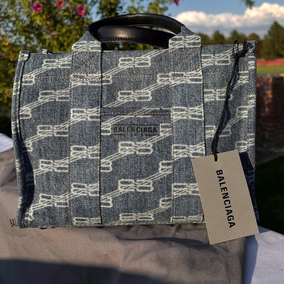 Balenciaga Hardware Tote in BB Licensing Denim Bleached Blue - Picture 1 of 10